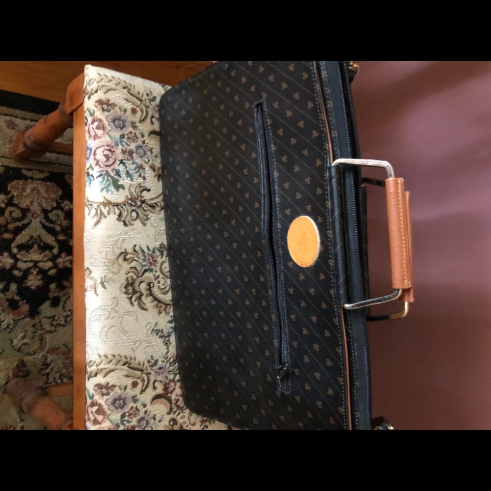 Paco Paris attaché - Picture 2 of 5